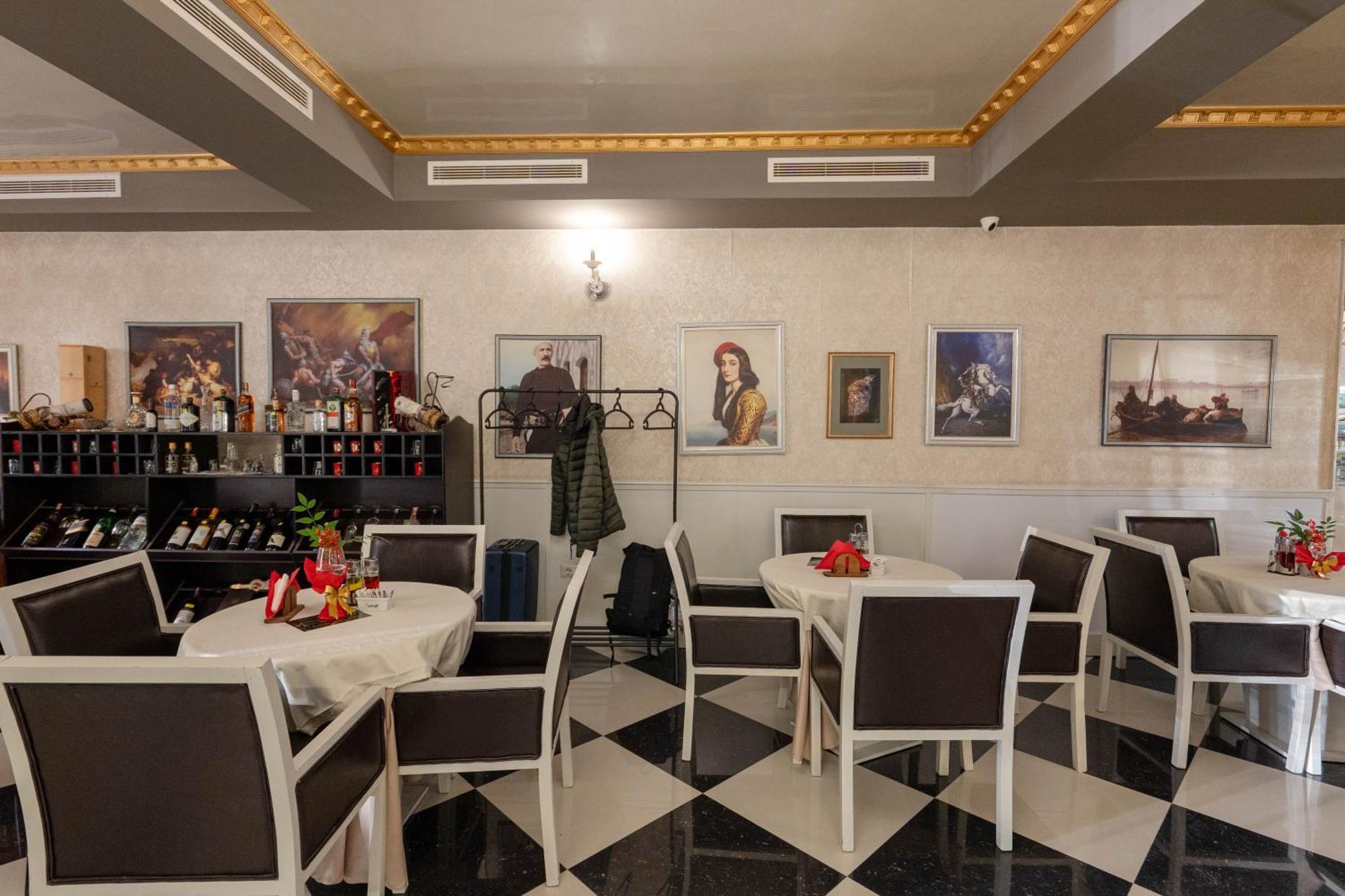 טיראנה Hotel Aria מראה חיצוני תמונה